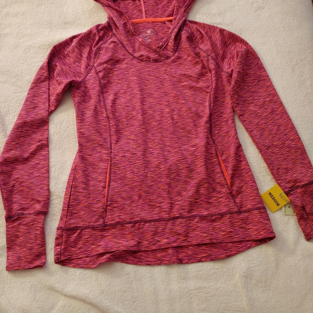 Ladies pullover hoody jacket.